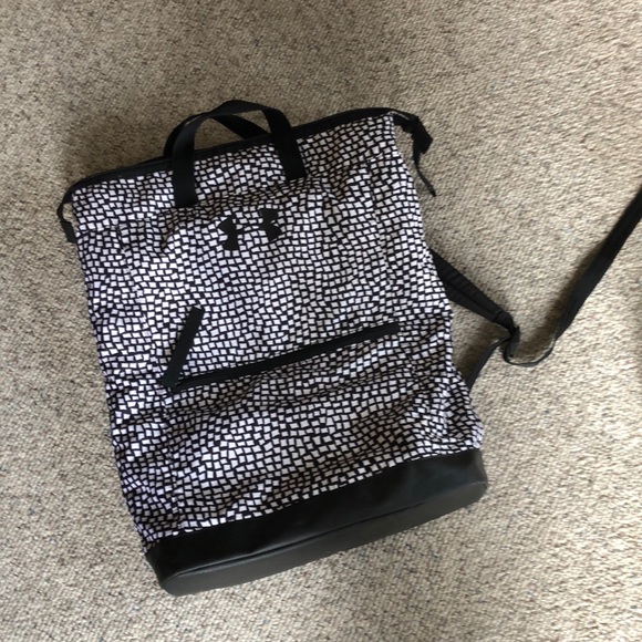 Under Armour Handbags - UNDER ARMOUR Backpack / Gear Bag